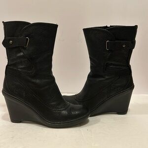 Timberland Black Leather Stacked Wedge Heel Boots Women’s size 8.5 M